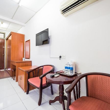 Terap Inn Kampong Raja Екстериор снимка