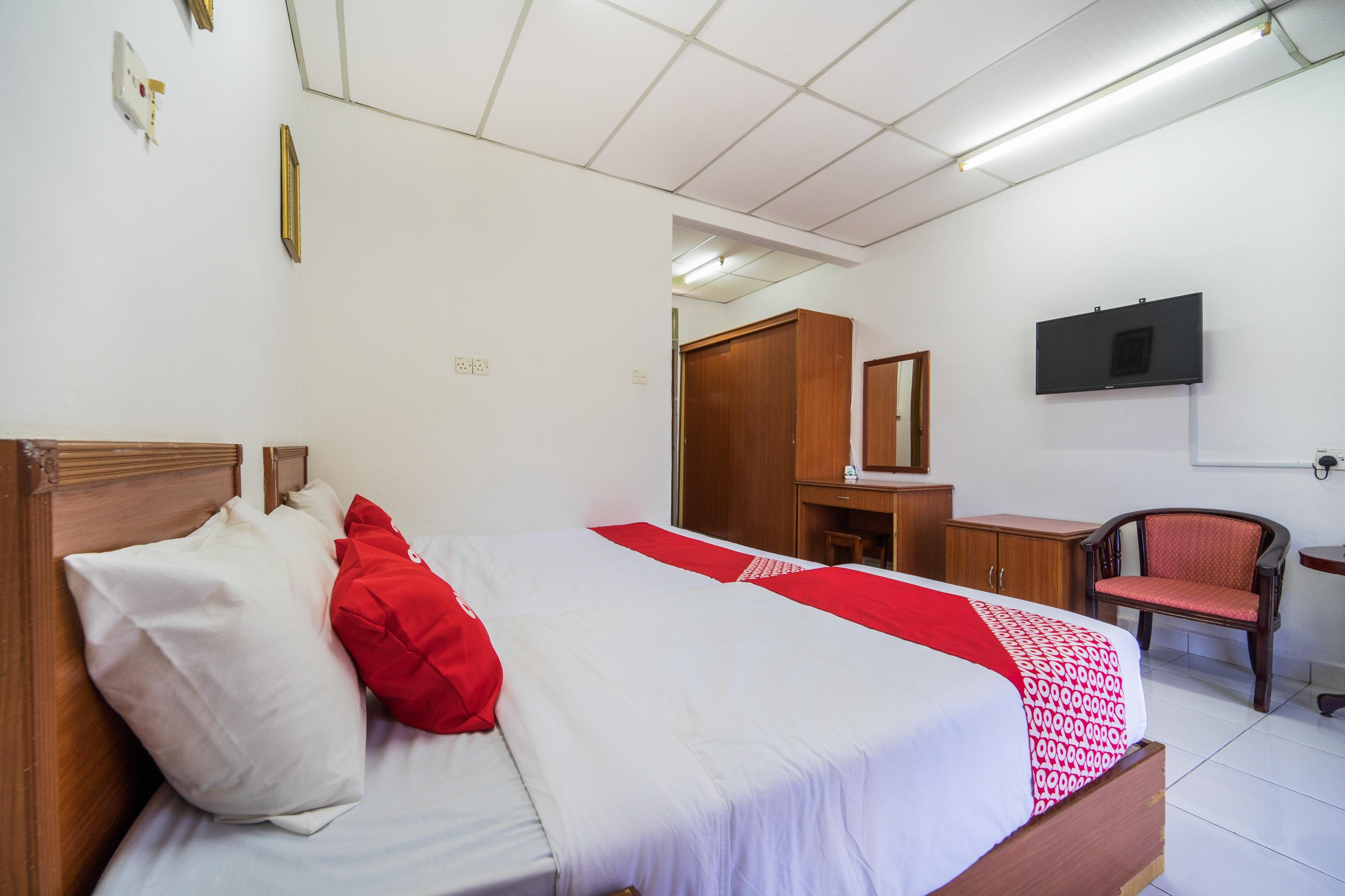 Terap Inn Kampong Raja Екстериор снимка