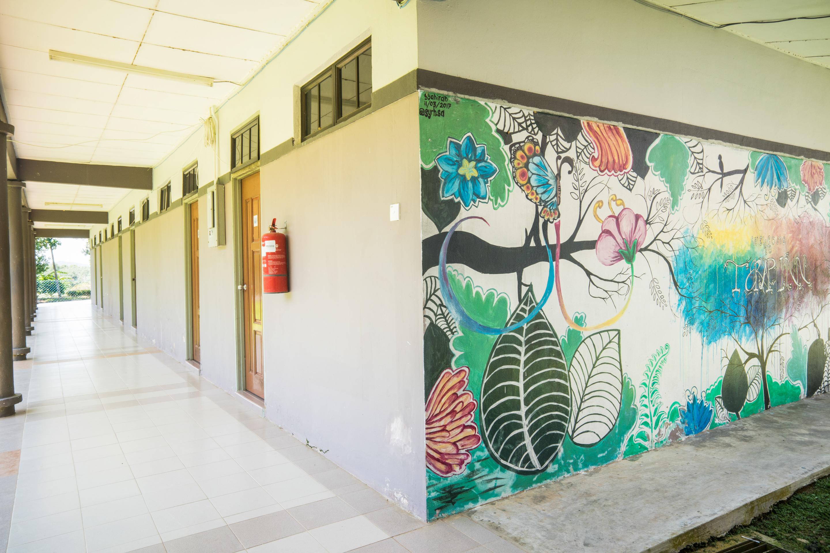 Terap Inn Kampong Raja Екстериор снимка