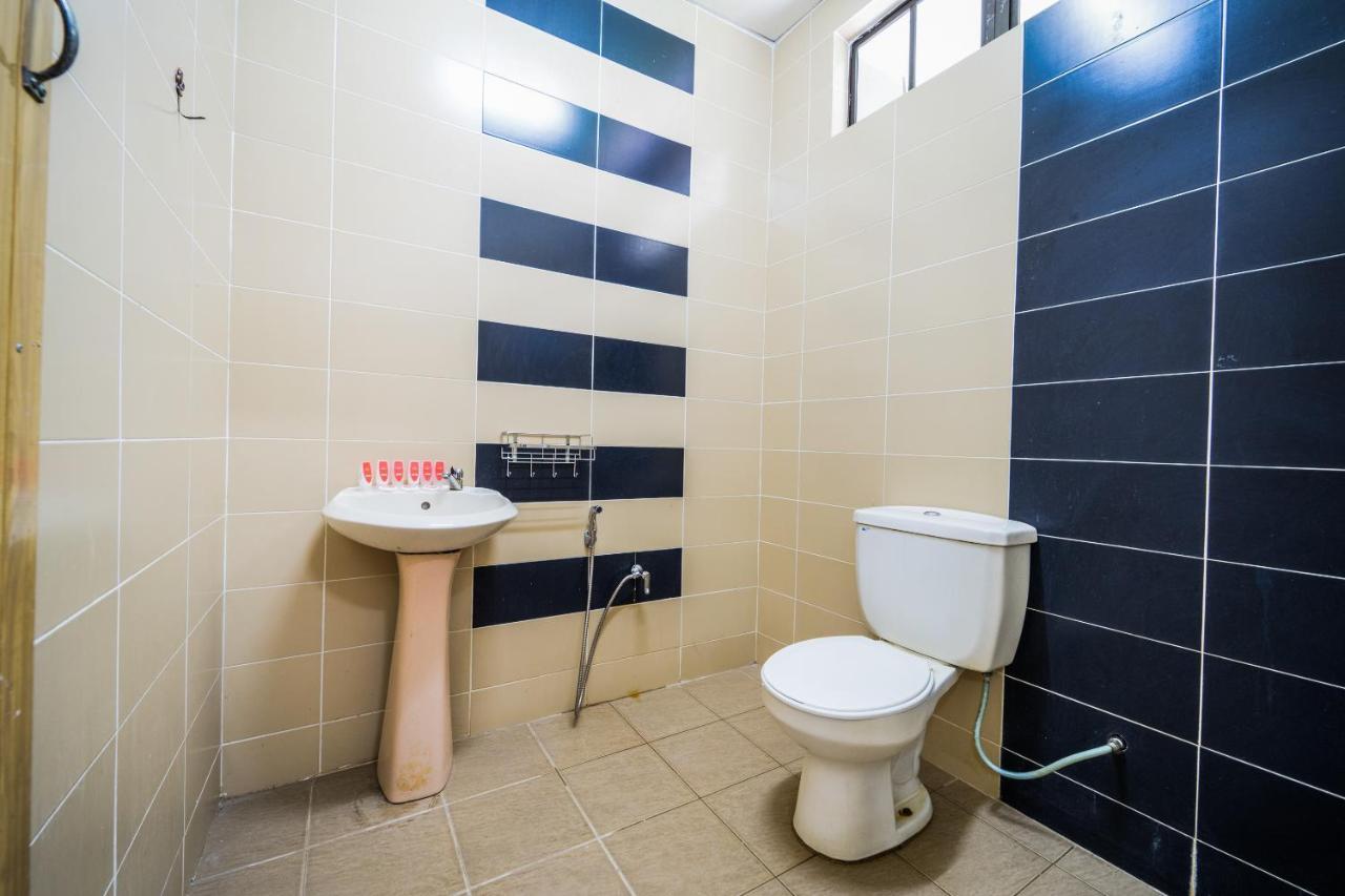 Terap Inn Kampong Raja Екстериор снимка